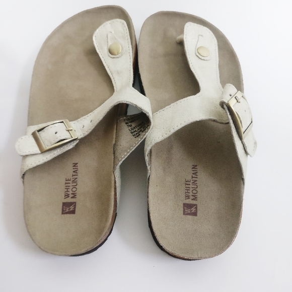 White Mountain Gold Sandals size 7 - Picture 6 of 7